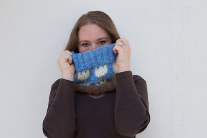 Tulip Farm Cowl - Digital Pattern